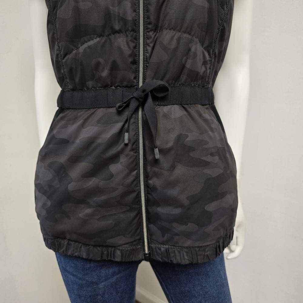 Lululemon Down Puffy Vest Spring Fling Womens Size 10 Gray Camouflage Full Zip - Picture 2 of 11